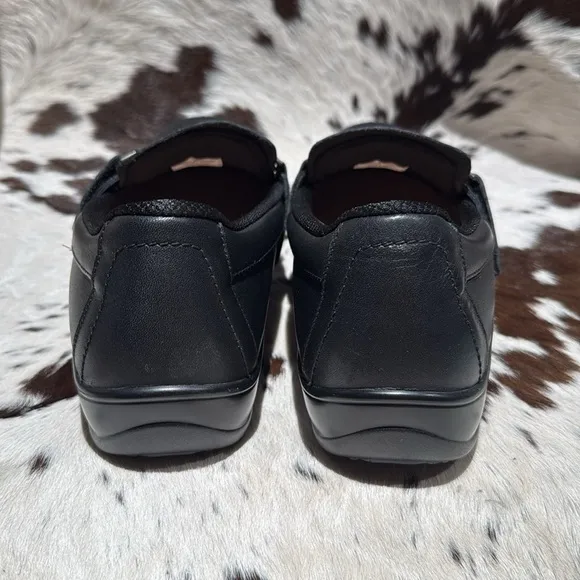 Orthofeet Black Leather Chelsea shoes Size 10.5B A18