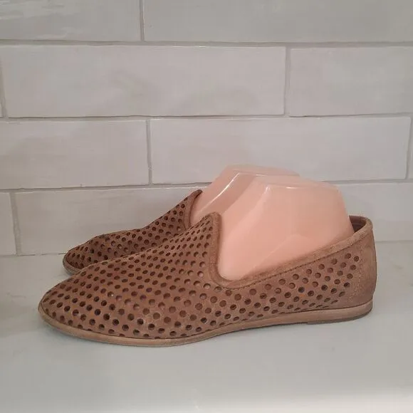 Pedro García Yasmin Perforated Suede Tan Almond Toe Loafer Flats Shoes Size 9.5
