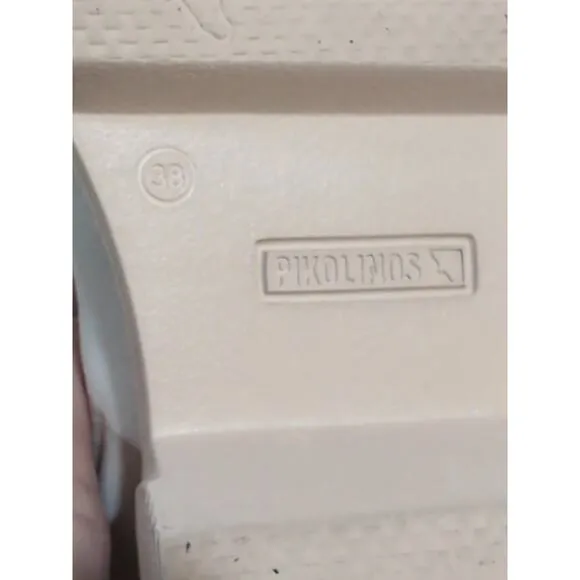 Pikolinos Asturias Beige Leather Sneakers Shoes Size 38 7-7.5 US EUC Lug Sole