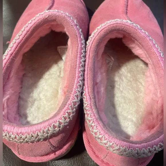 Pink UGG Tazman Suede Slides, Little Girls 13 Kids Shoes Unique Rare Pretty