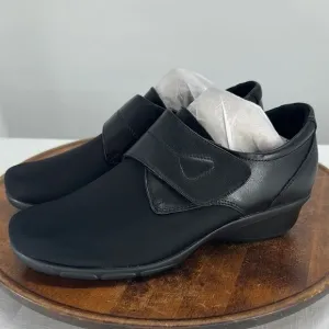 Propet Shoes Wm 9 Wide Black Hook and Loop Comfort Wedge Loafer