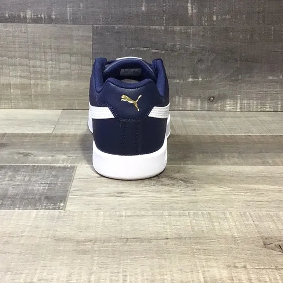 Puma - Match Star ***(USED: Slight marks on bottoms)***