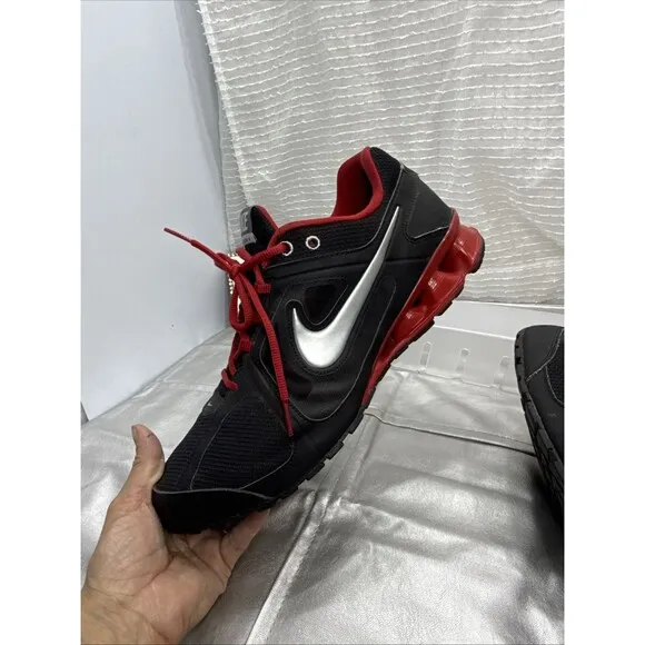 (R5) Nike Reax 8 Men's Size 12 Training Running Shoes Red black 599579-002