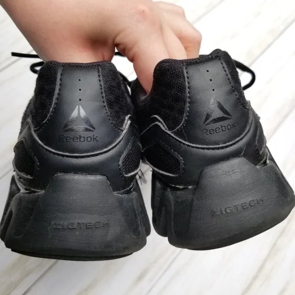 Reebok Zig Evolution Athletic Running Sneakers Shoes BD5564 Black Women's Size 8
