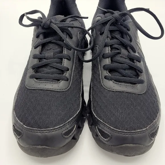 Reebok Zig Evolution Athletic Running Sneakers Shoes BD5564 Black Women's Size 8