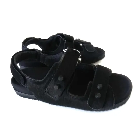 ROAM Black Calfhair Comfy Strappy Sandals Memory Foam Hug-Fit Shoes  NWT