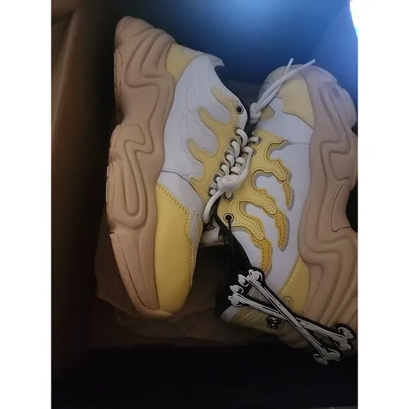 Rockstar Brand X Bleached Bone Sneakers Size 9 In Box Excellent White Yellow