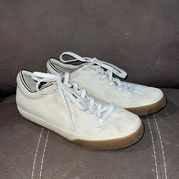 Rothy's Shoes Lace Up Sneaker Vanilla Gum Womens