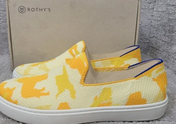 Rothy's The Kids Sneaker Yellow Puppy Camo Slip On Shoes Big Kids Size 4