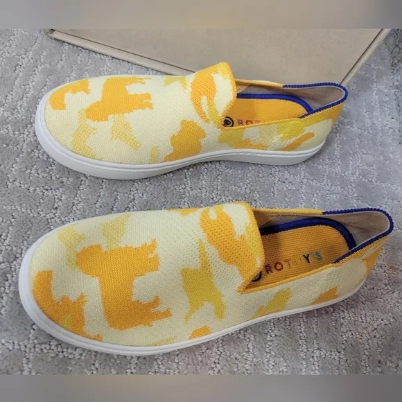 Rothy's The Kids Sneaker Yellow Puppy Camo Slip On Shoes Big Kids Size 4