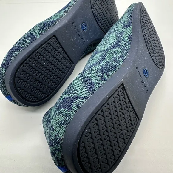 Rothy’s The Point~ Emerald Blue Snake Print Retired Shoes Size 7