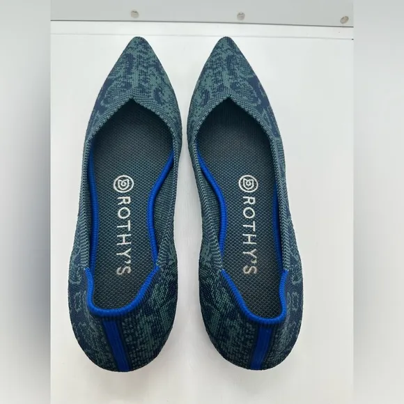 Rothy’s The Point~ Emerald Blue Snake Print Retired Shoes Size 7