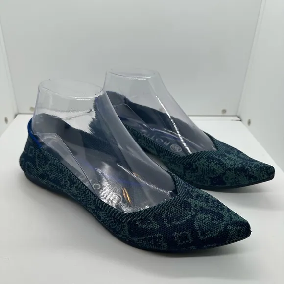 Rothy’s The Point~ Emerald Blue Snake Print Retired Shoes Size 7