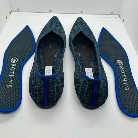 Rothy’s The Point~ Emerald Blue Snake Print Retired Shoes Size 7