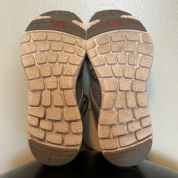 RYKA Women's CloudWalk Shoes Sneakers Gray &amp; Pink Size 7.5M