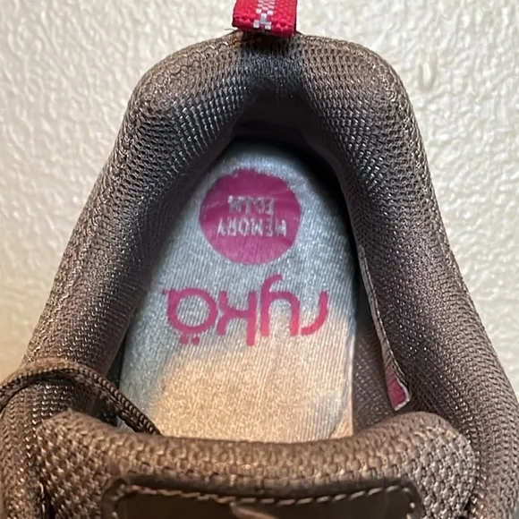 RYKA Women's CloudWalk Shoes Sneakers Gray &amp; Pink Size 7.5M