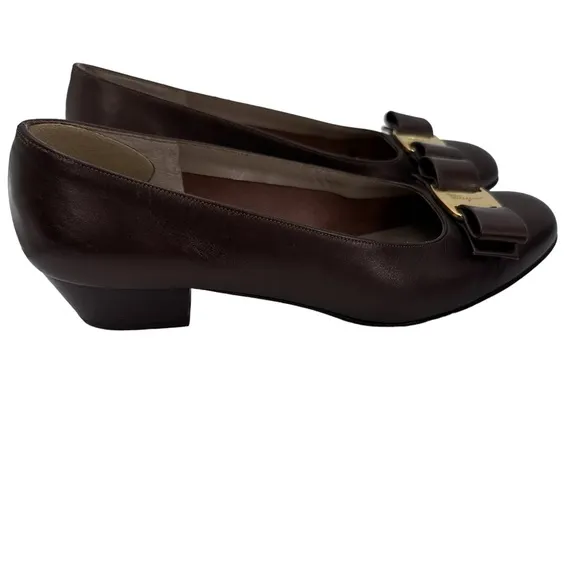 Salvatore Ferragamo Vara Pump Metallic Bronze Bow Women Shoes Size 6C Made Italy
