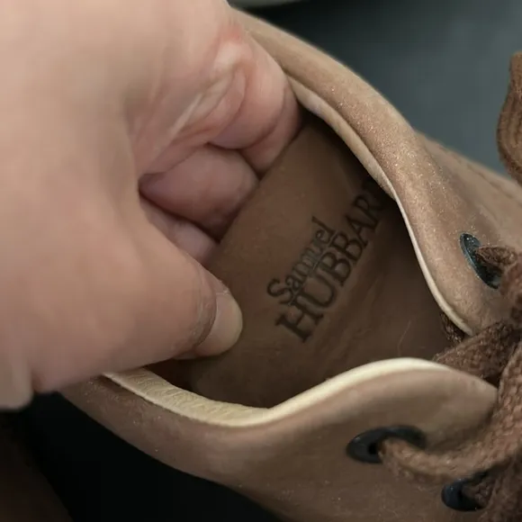 SAMUEL HUBBARD Free in Brown Nubuck. Size 11.5 Wide