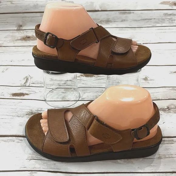 SAS Huggy Sandal Shoes Women US 8.5 N EU 39 Leather Comfort Caramel Cognac Brown
