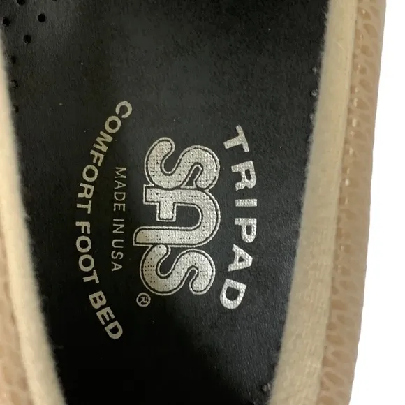 SAS Mushroom Snakeskin Slip On Tripad Comfort Shoes Size 10 Unworn PreOwned