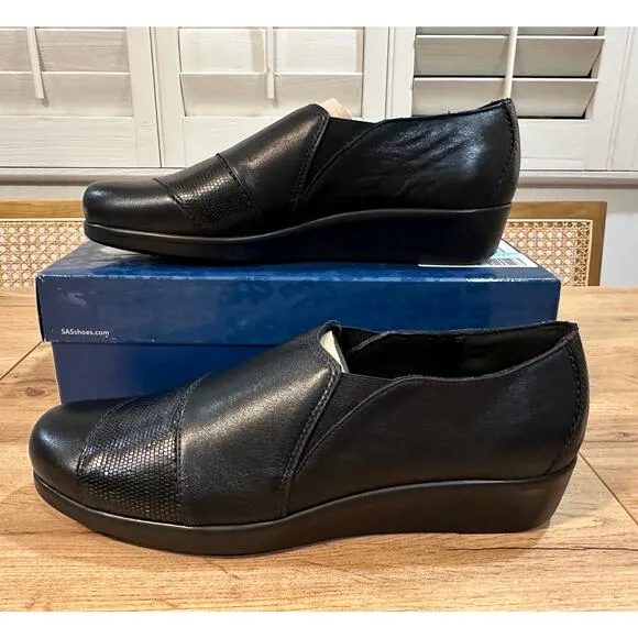 SAS Nora Slip On Loafer Black/Lizard Size 10 Slim NIB Leather Comfort Modern
