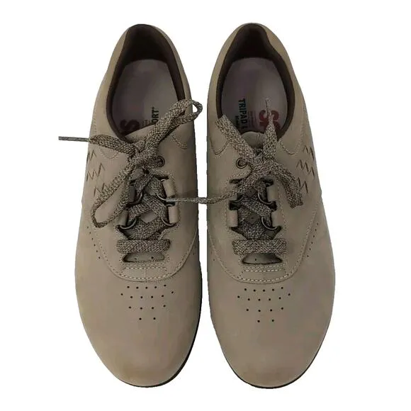 SAS Shoes Free Time Women's 7.5 W Wide Leather Walking Shoe Handsewn USA Made
