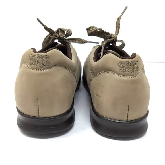 SAS Shoes Free Time Women's 7.5 W Wide Leather Walking Shoe Handsewn USA Made
