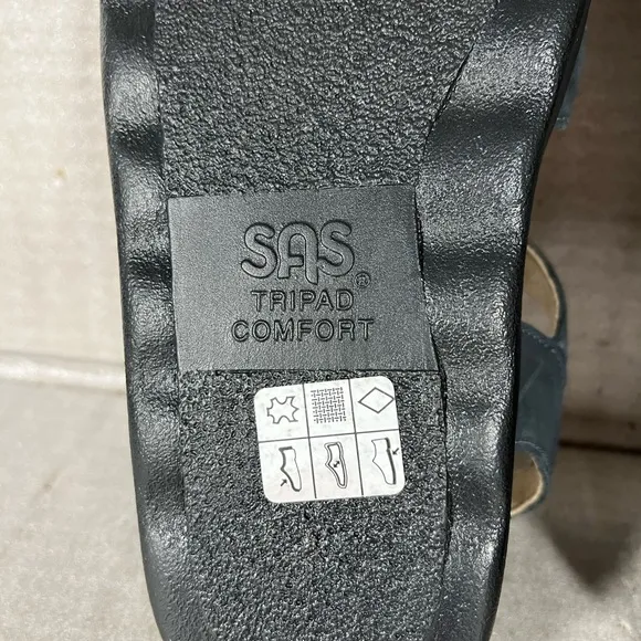 SAS Sorrento - T-Strap Sandal Nero (Blue) Color Size 6W