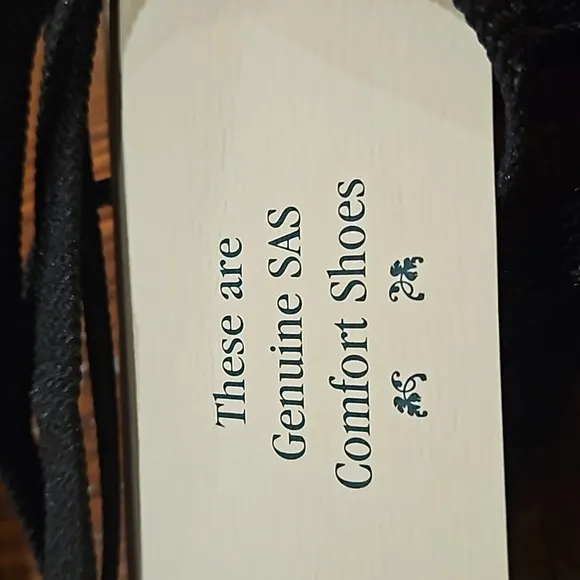 SAS WALK EASY WALKING SHOES