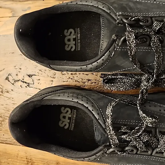 SAS WALK EASY WALKING SHOES