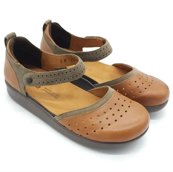 SAS Women Eden Leather Clogs Desert Sage Mary Jane Comfort Shoes Size 8M