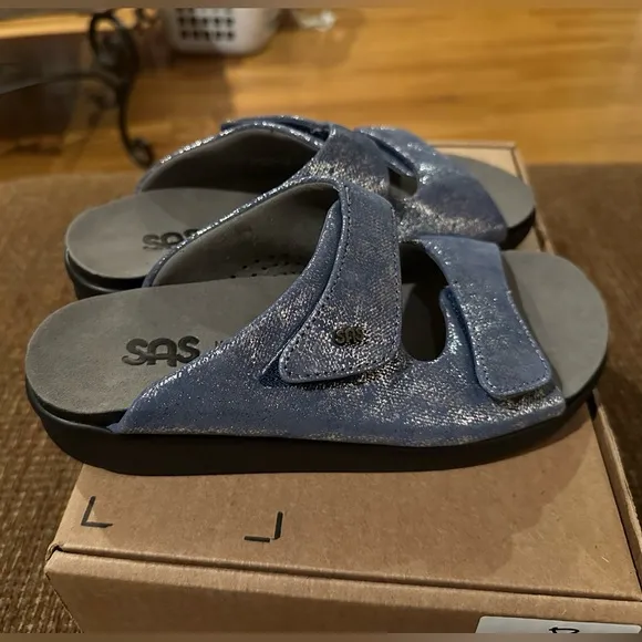 SAS women’s Cozy Slide Sandal In Size 8 WIDE