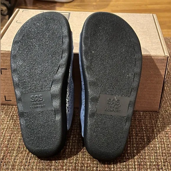 SAS women’s Cozy Slide Sandal In Size 8 WIDE