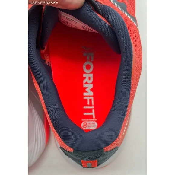 Saucony Guid Women's WIDE, Running Shoes Orange Athletic Sneakers - Size 9