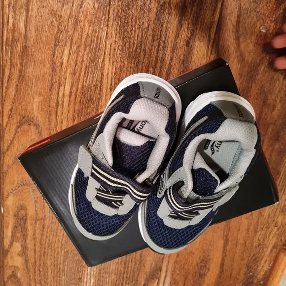 Saucony shoes for kids
