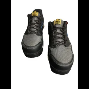 Size 10.5 - New Balance 589 ESD‎ 2E Wide Black Toro Red