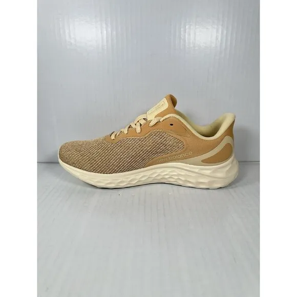 Size 9.5 Men’s New Balance Fresh Foam Arishi v4 Running Brown Beige MARISAD4 NEW