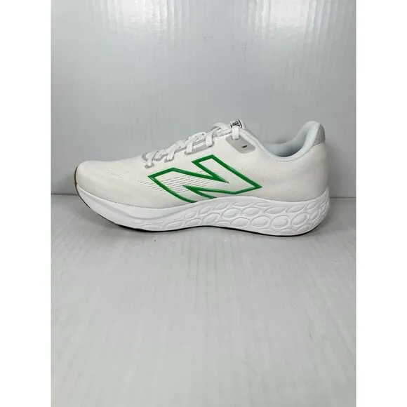 Size 9.5 New Balance Fresh Foam 680 v8 White Green Mens Running Shoes Sneakers