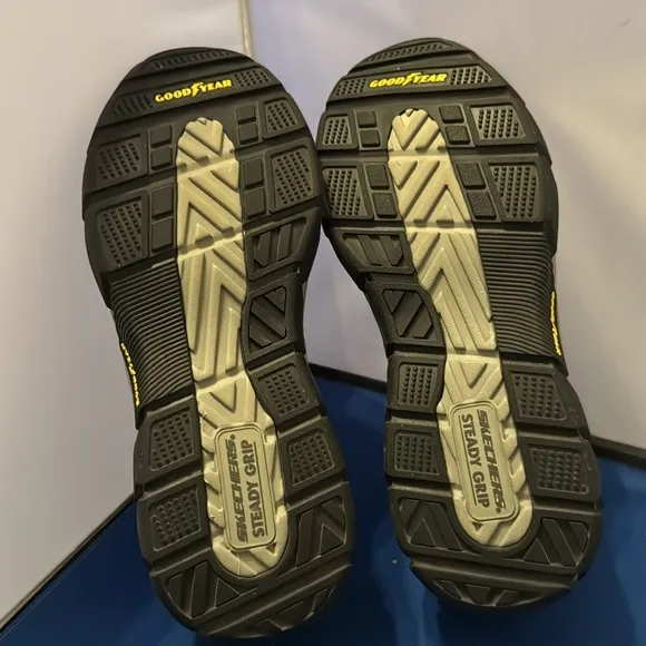 Skechers Goodyear, men’s shoes, size 13