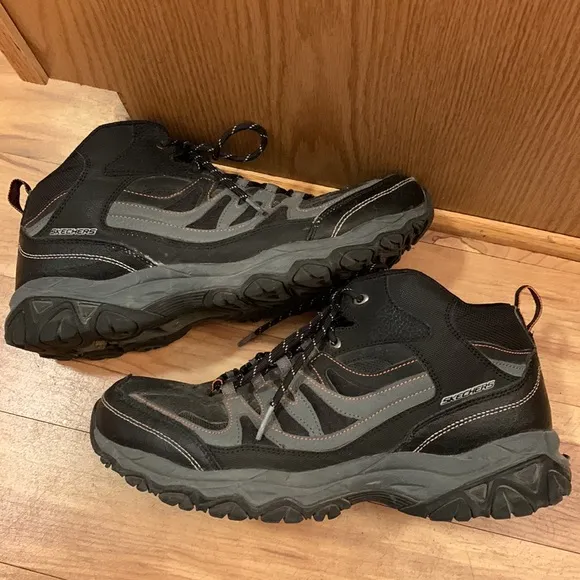 Skechers M-Fit After Burn Geardo size 11 mid hikers shoes boots black gray VGUC