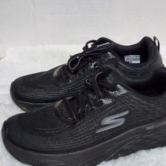 SKECHERS MAX Cushioning Elite Running Shoes Men's Sz 9 Great Quality Black 17693