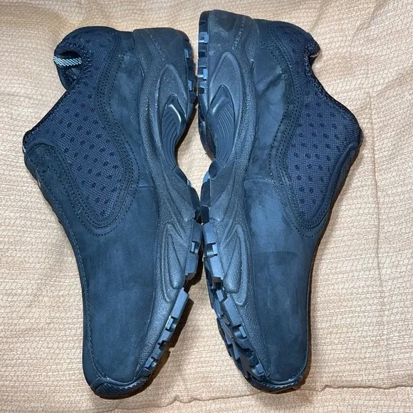 Skechers Men’s Extra Wide Slip On Leather Suede Shoes Size 12 Extra Wide
