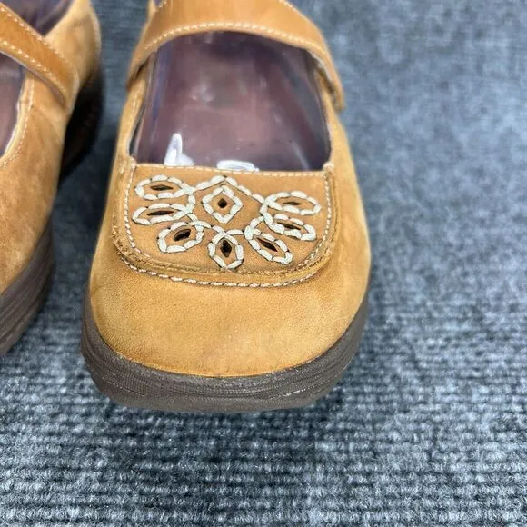 Skechers Shape Ups Womens 6.5 Tan Leather Mary Jane Shoes Lazer Cut Comfort Y2K