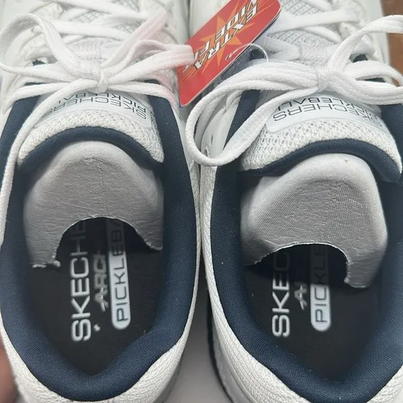 Skechers Shoes Mens 8 Extra Wide Pickleball Arch Fit White Blue Court Sneakers