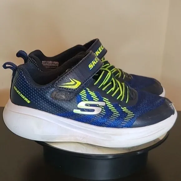 Skechers Toddler Boy Sneakers size 12.5 little boy