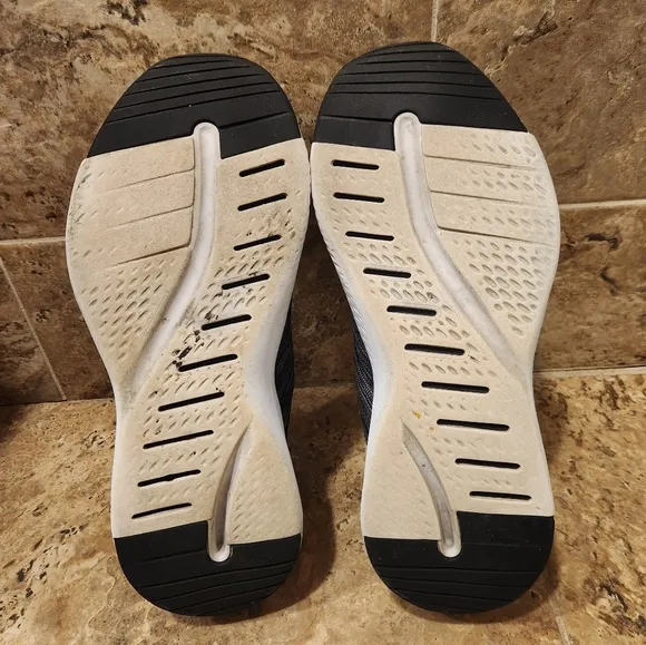 Sketchers Wide Fit Men's Slip-on Shoes Gray Memory Foam