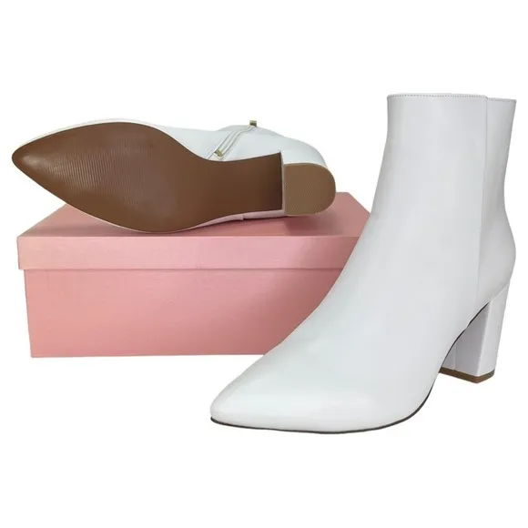 SMASH Shoes Chiku White Faux Leather Womens Ankle Boots Size 13W
