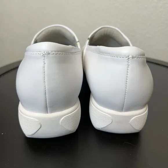 SoftWalk Grey's Anatomy Meredith White Box Leather Clogs Shoes Womens Sz 9 Wide
