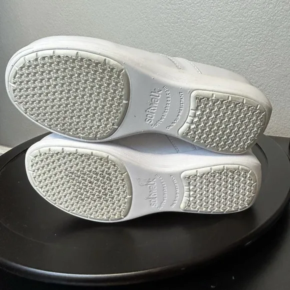 SoftWalk Grey's Anatomy Meredith White Box Leather Clogs Shoes Womens Sz 9 Wide