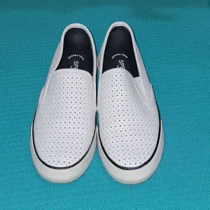 Sperry Pier Side White Perforated Leather Low Slip-On Memory Foam Shoes Size 7.5